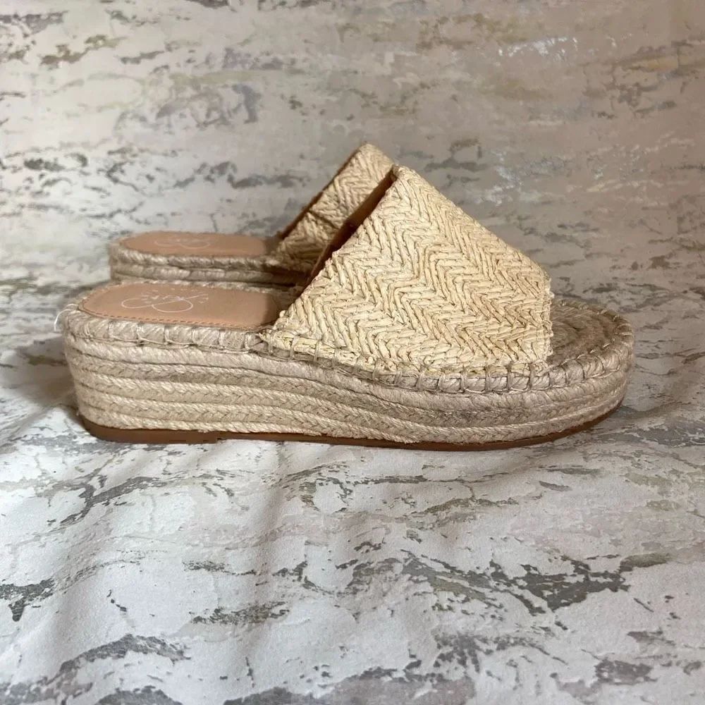 Oasis Society Platform Espadrilles